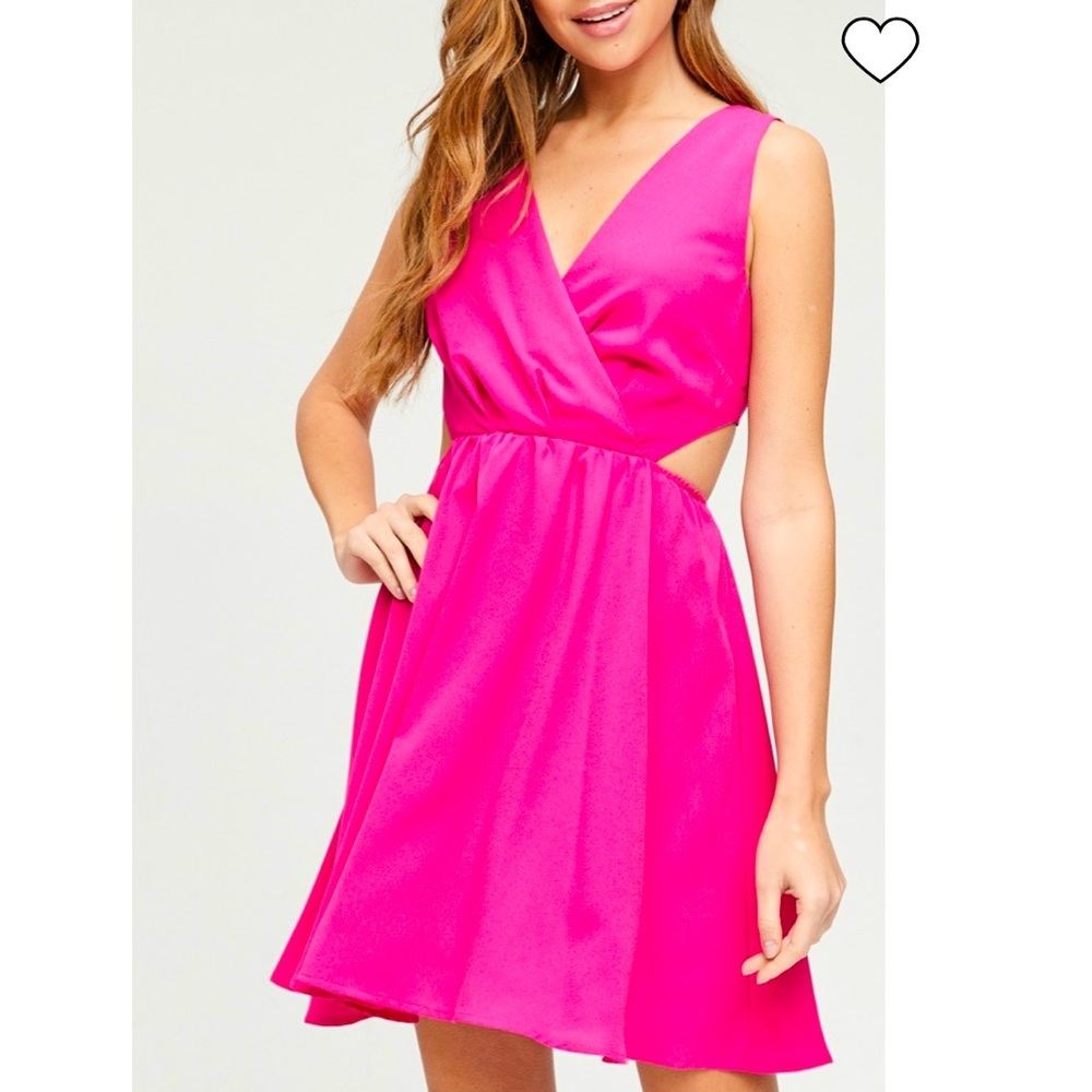 entro Cutout Vneck Dress